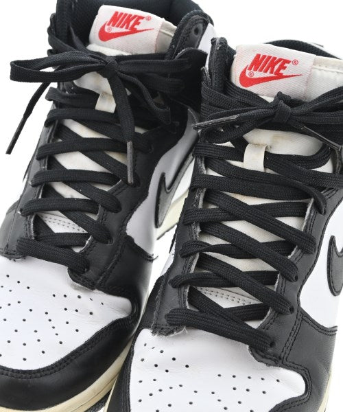 NIKE รองเท้าผ้าใบ