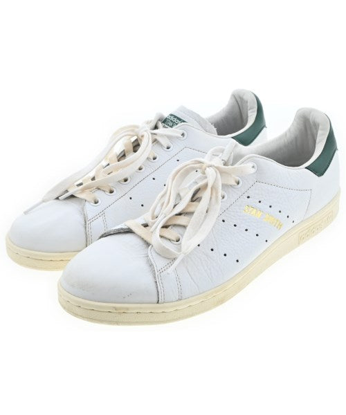 adidas รองเท้าผ้าใบ