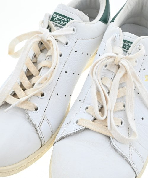 adidas รองเท้าผ้าใบ