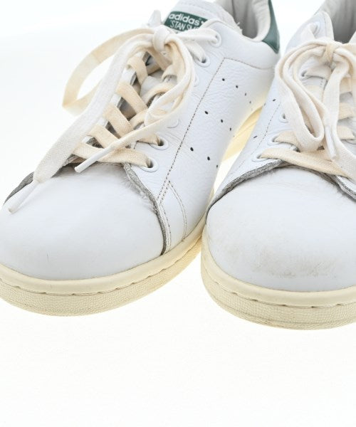 adidas รองเท้าผ้าใบ