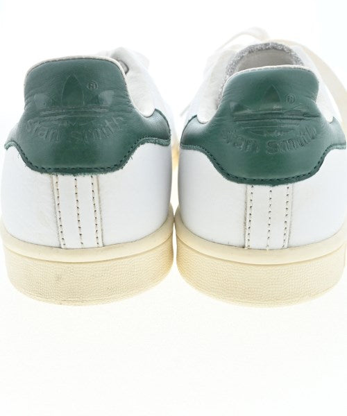 adidas รองเท้าผ้าใบ