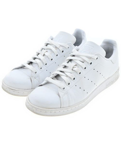 adidas รองเท้าผ้าใบ