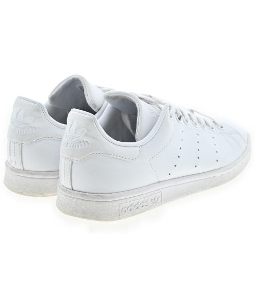adidas รองเท้าผ้าใบ