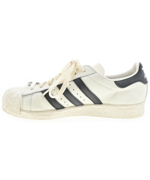 adidas รองเท้าผ้าใบ