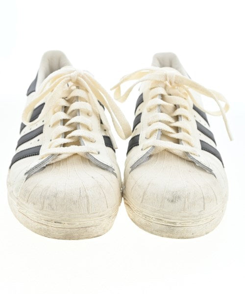 adidas รองเท้าผ้าใบ