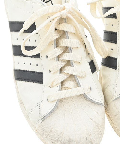 adidas รองเท้าผ้าใบ
