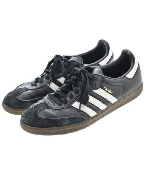 adidas รองเท้าผ้าใบ