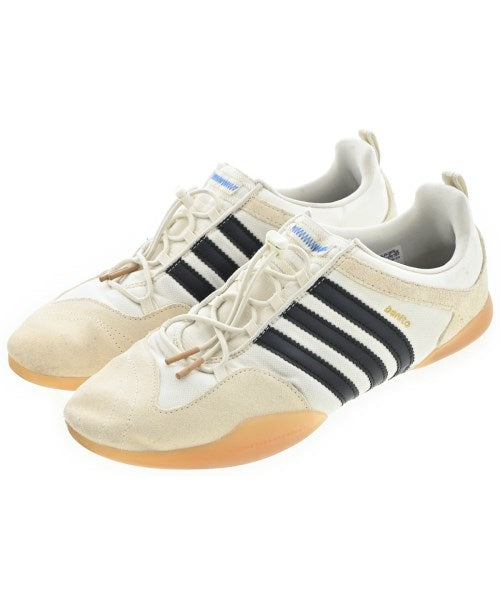 adidas รองเท้าผ้าใบ