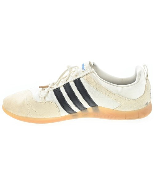 adidas รองเท้าผ้าใบ