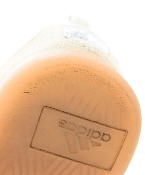 adidas รองเท้าผ้าใบ