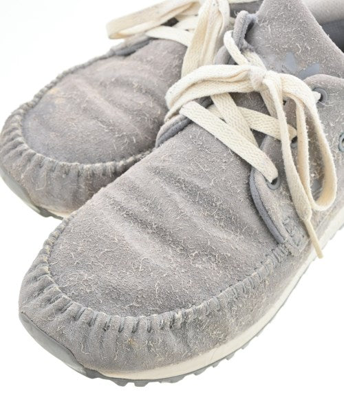 adidas รองเท้าผ้าใบ