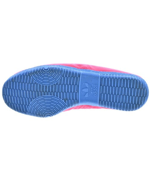 adidas รองเท้าผ้าใบ