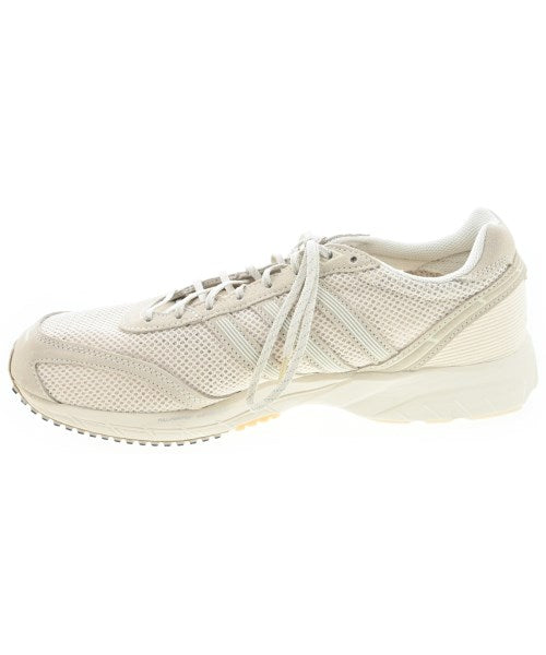 adidas รองเท้าผ้าใบ