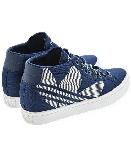 adidas รองเท้าผ้าใบ