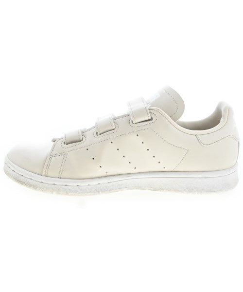 adidas รองเท้าผ้าใบ