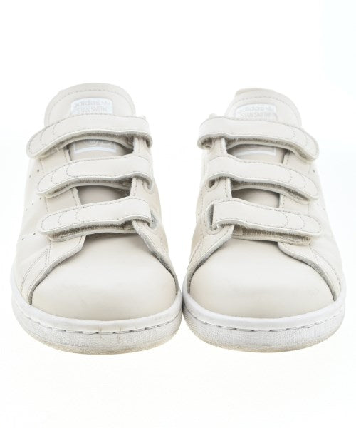 adidas รองเท้าผ้าใบ