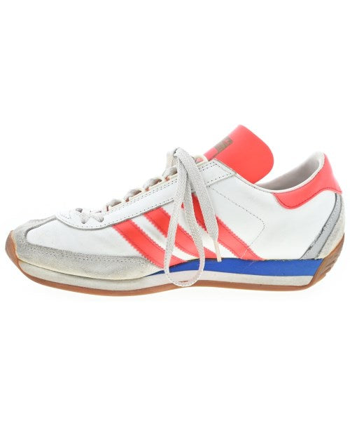 adidas รองเท้าผ้าใบ
