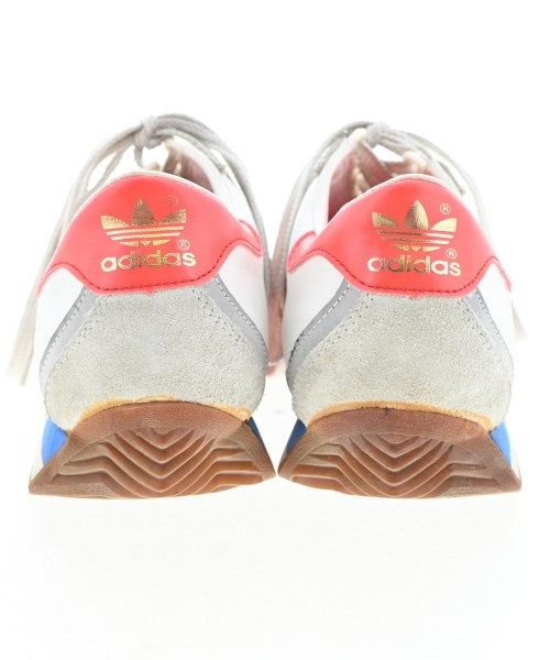 adidas รองเท้าผ้าใบ