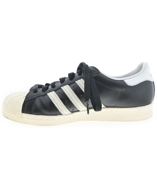 adidas รองเท้าผ้าใบ