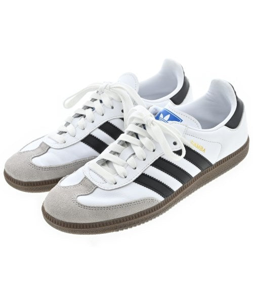 adidas รองเท้าผ้าใบ