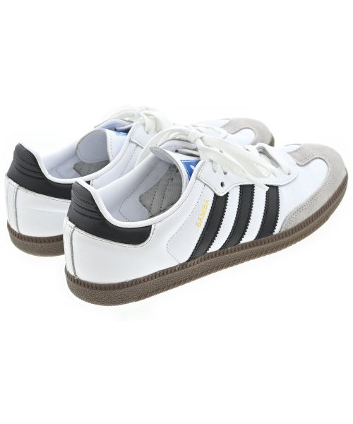 adidas รองเท้าผ้าใบ
