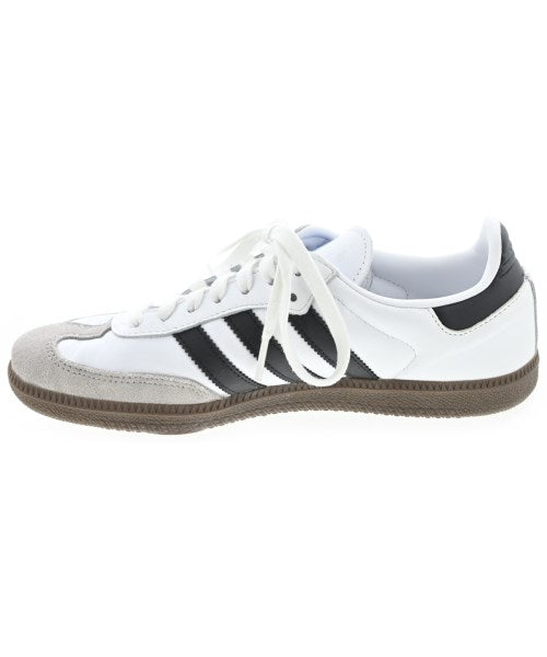 adidas รองเท้าผ้าใบ