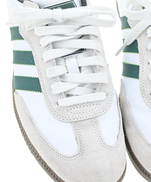 adidas รองเท้าผ้าใบ