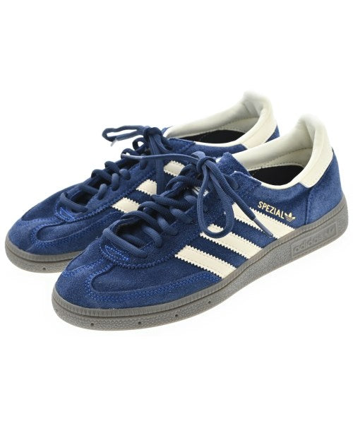 adidas รองเท้าผ้าใบ