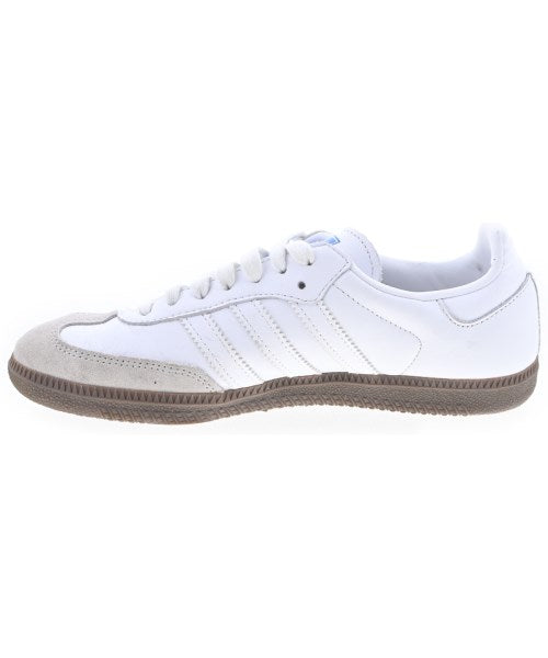 adidas รองเท้าผ้าใบ