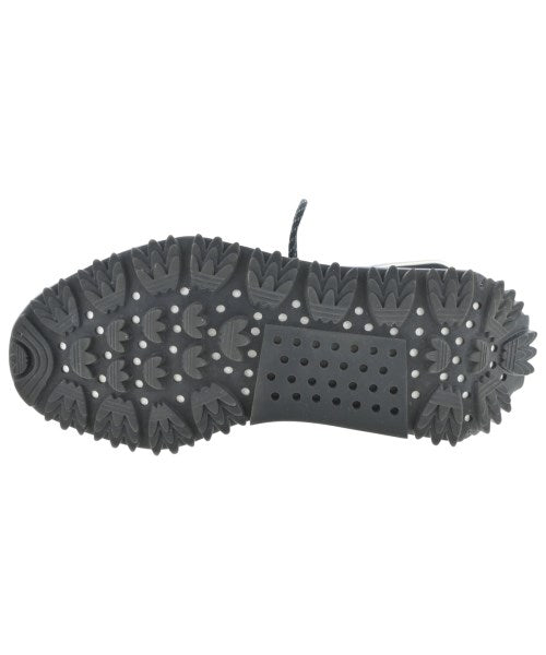 adidas รองเท้าผ้าใบ