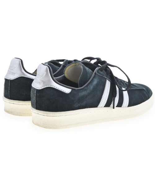 adidas รองเท้าผ้าใบ