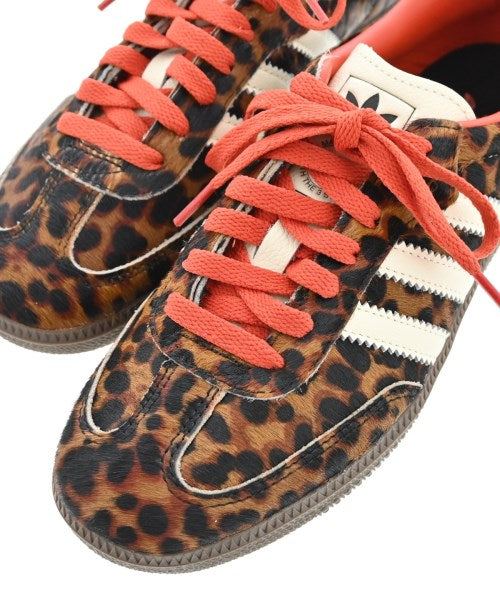 adidas รองเท้าผ้าใบ