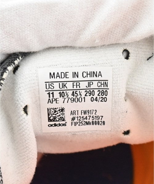 adidas รองเท้าผ้าใบ