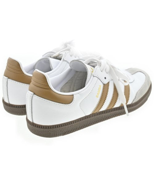 adidas รองเท้าผ้าใบ