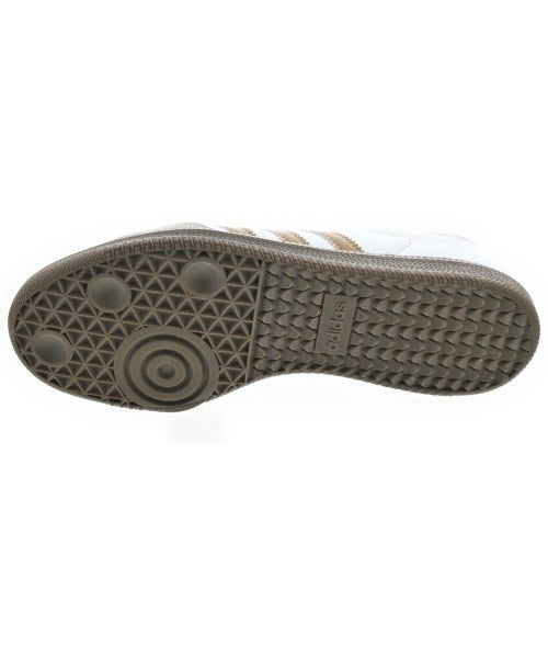 adidas รองเท้าผ้าใบ