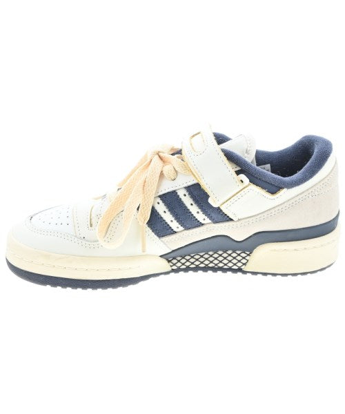 adidas รองเท้าผ้าใบ