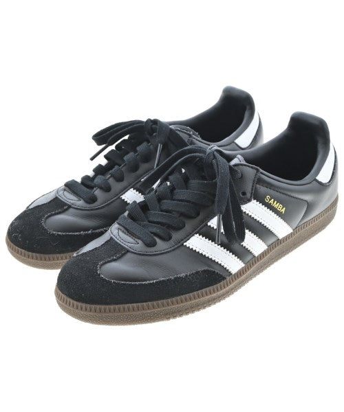 adidas รองเท้าผ้าใบ