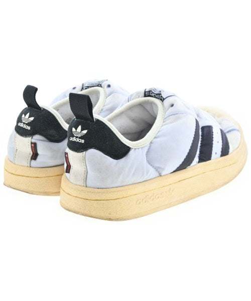 adidas รองเท้าผ้าใบ