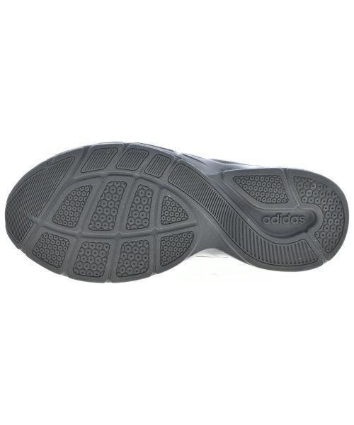 adidas รองเท้าผ้าใบ