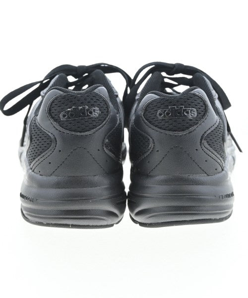 adidas รองเท้าผ้าใบ