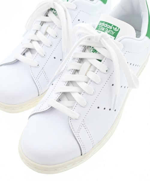 adidas รองเท้าผ้าใบ