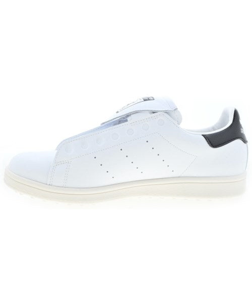 adidas รองเท้าผ้าใบ