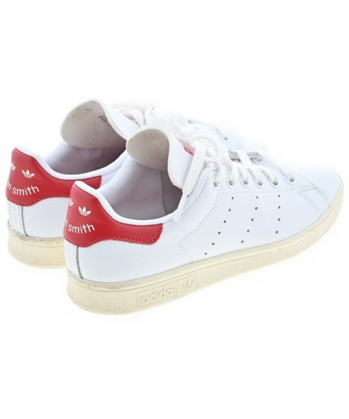 adidas รองเท้าผ้าใบ