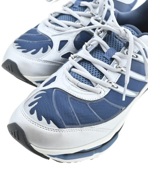 adidas รองเท้าผ้าใบ