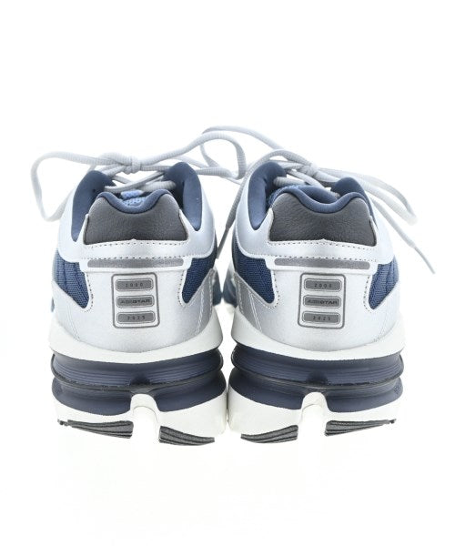 adidas รองเท้าผ้าใบ