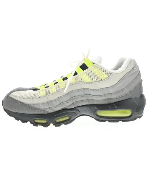 NIKE รองเท้าผ้าใบ