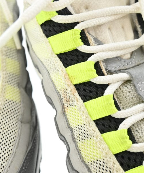 NIKE รองเท้าผ้าใบ
