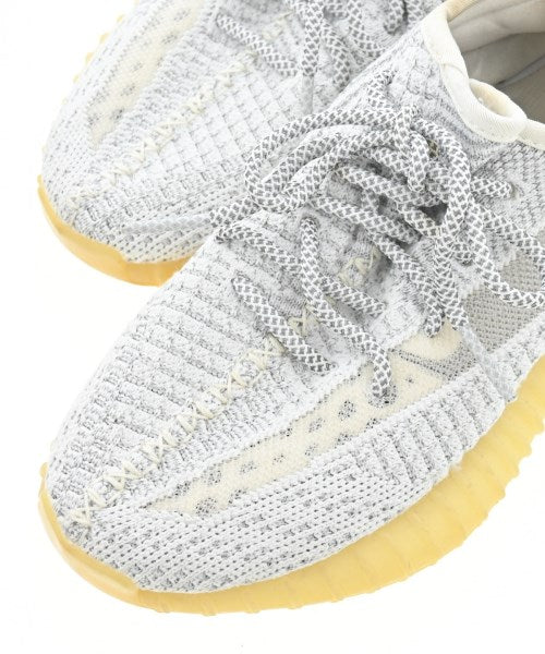 adidas รองเท้าผ้าใบ