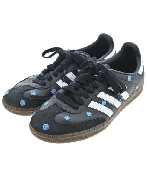 adidas รองเท้าผ้าใบ