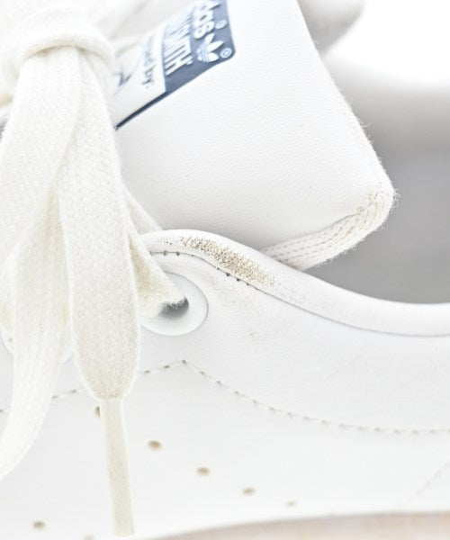 adidas รองเท้าผ้าใบ